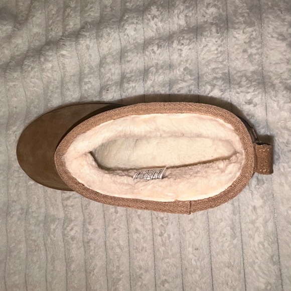 tan Ugg platforms never worn size woman's 10 - Picture 3 of 12